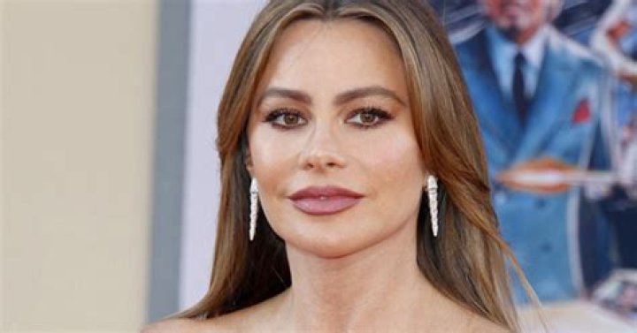 Fans are baffled over Sofia Vergara’s ageless images and say she hasn’t changed since she was 23