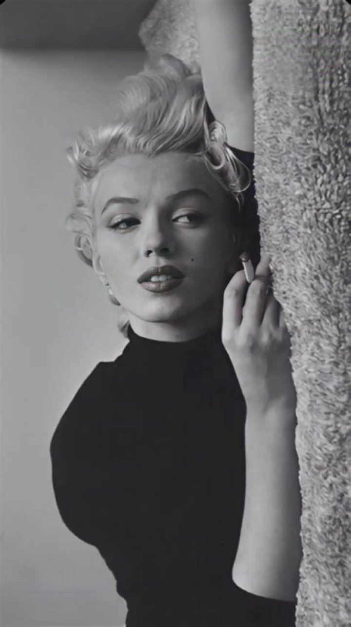 Marilyn Monroe looked glamorous in her last photo shoot. These viral pictures are proof