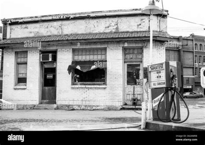 Fire at Ontario gas station leads to severe burns for 61-year-old Meridian man