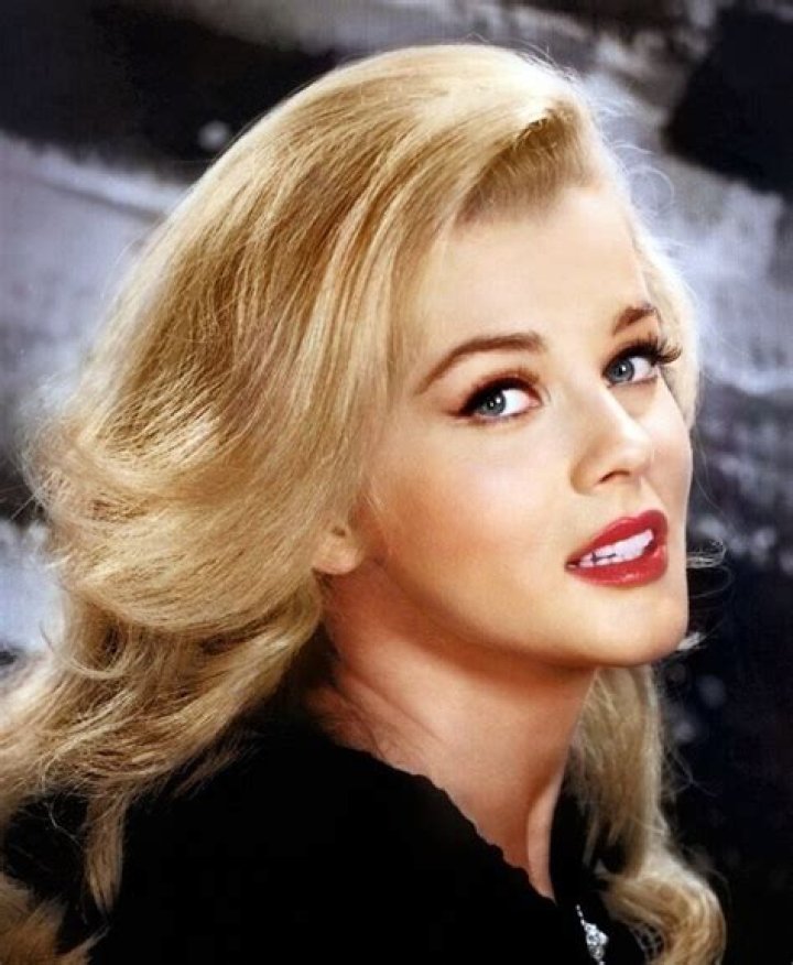 The Trailblazing First Female Actress: A History-Making Legacy