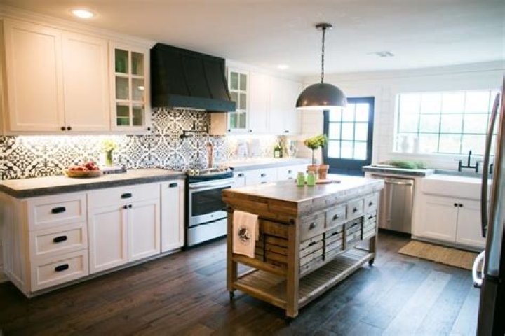Stunning Fixer Upper Kitchen Makeover Ideas