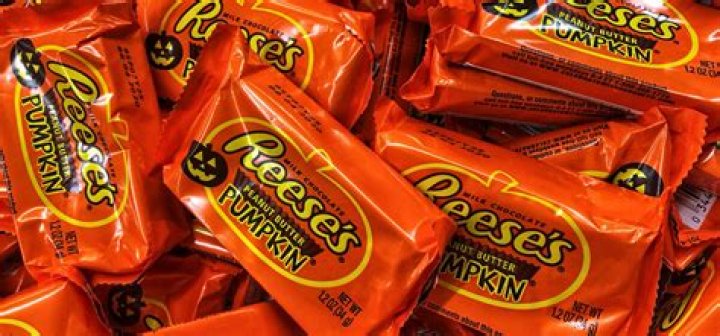 Florida woman sues Hershey for $5 million over faceless Reese’s pumpkins