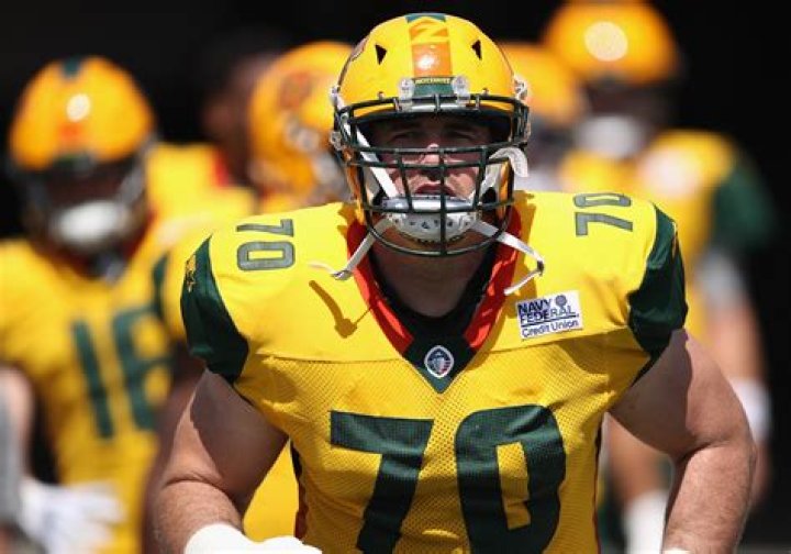 Former NFL Player Called 'Greedy' for Charging Aunt Rent