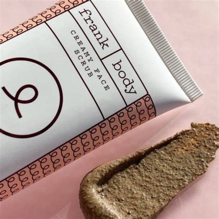 Frank Body Coffee Scrub That Gets Rid of Stretchmarks, Acne And Scars