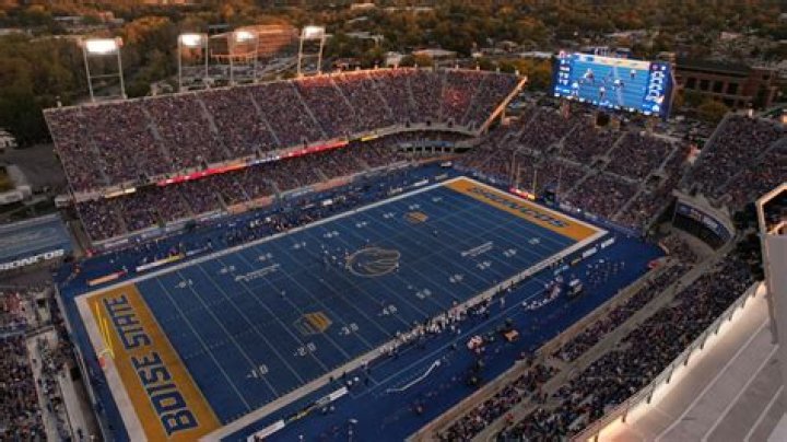 Garth Brooks: Traffic and Parking plans for Albertson's Stadium