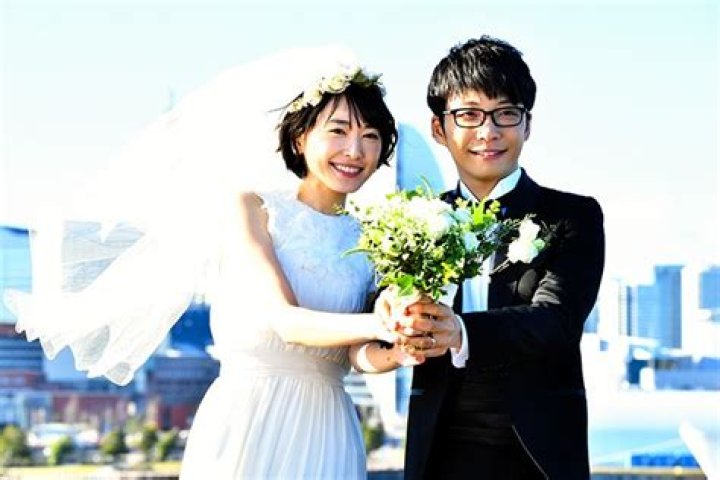 Exploring The Dynamic Duo: Gen Hoshino And Yui Aragaki