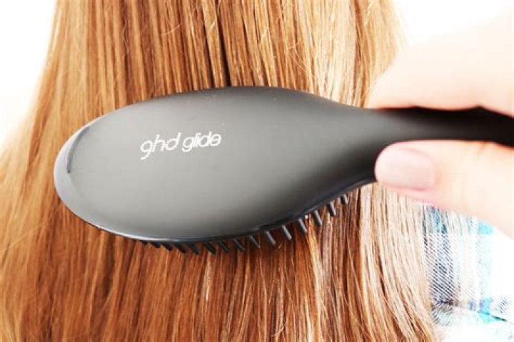 GHD Glide Hot Brush Review