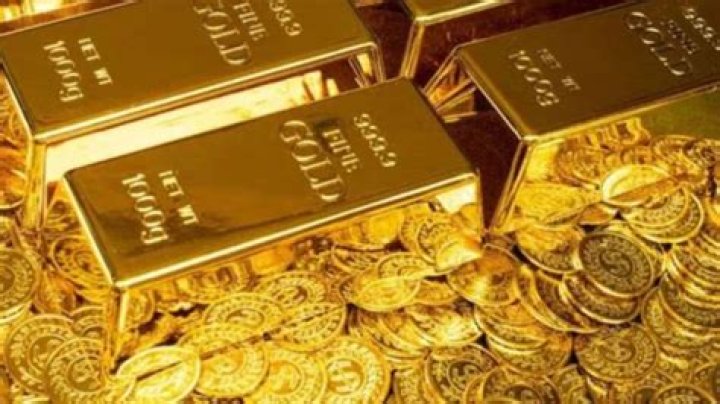 Gold prices decrease in India, 24 carat gold prices falls by Rs 110 – India TV