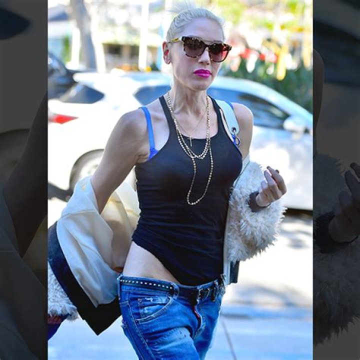 Gwen Stefani: Embracing Natural Beauty With No Makeup Today