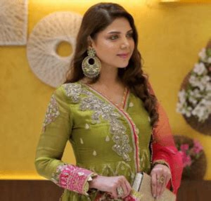 Unraveling The Age Of Hadiqa Kiani: A Journey Through Time