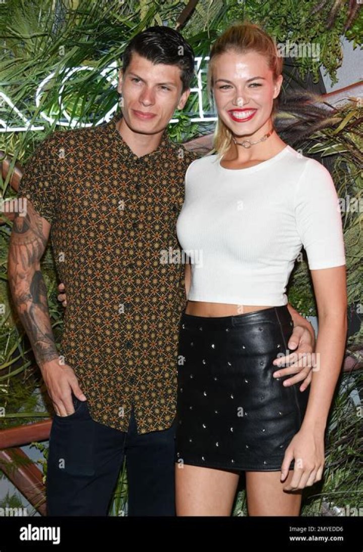 Unveiling The Mystery: Who Is Hailey Clauson's Boyfriend?