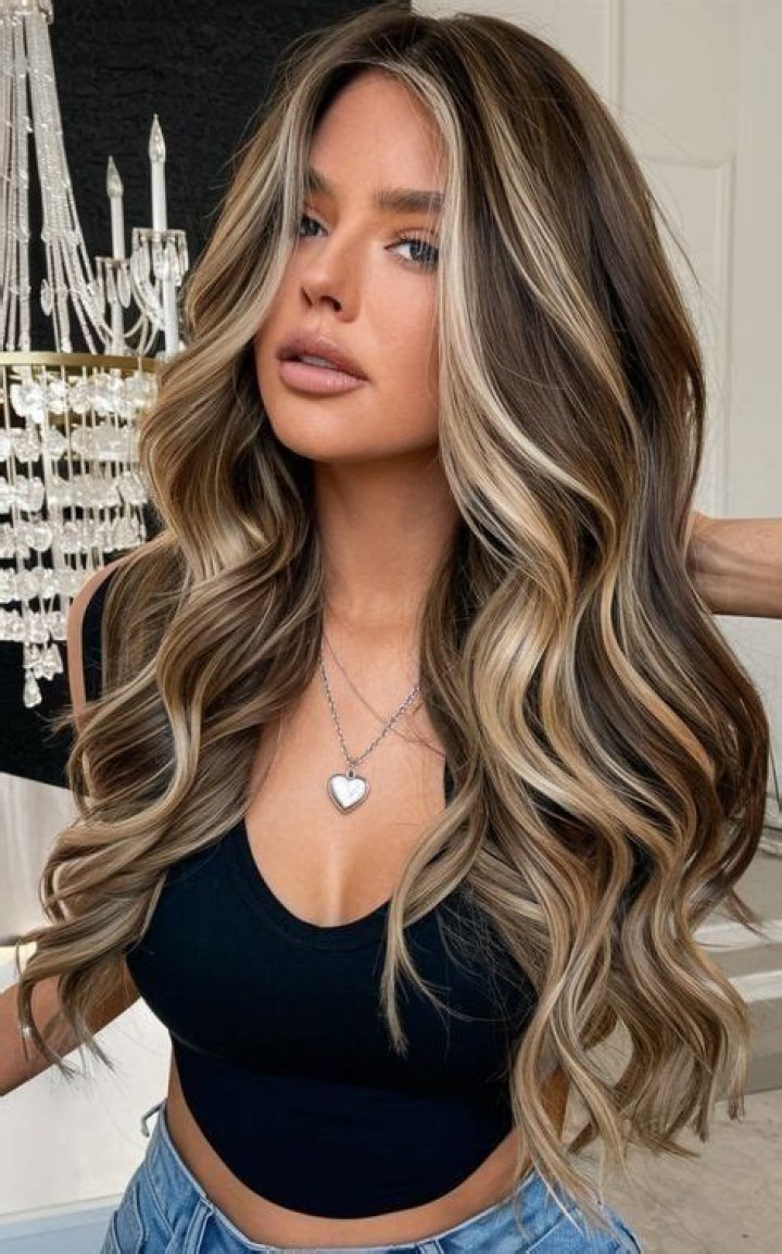 Halo Highlights Is The Pretty Colour Technique For Lived-In Summer Hair