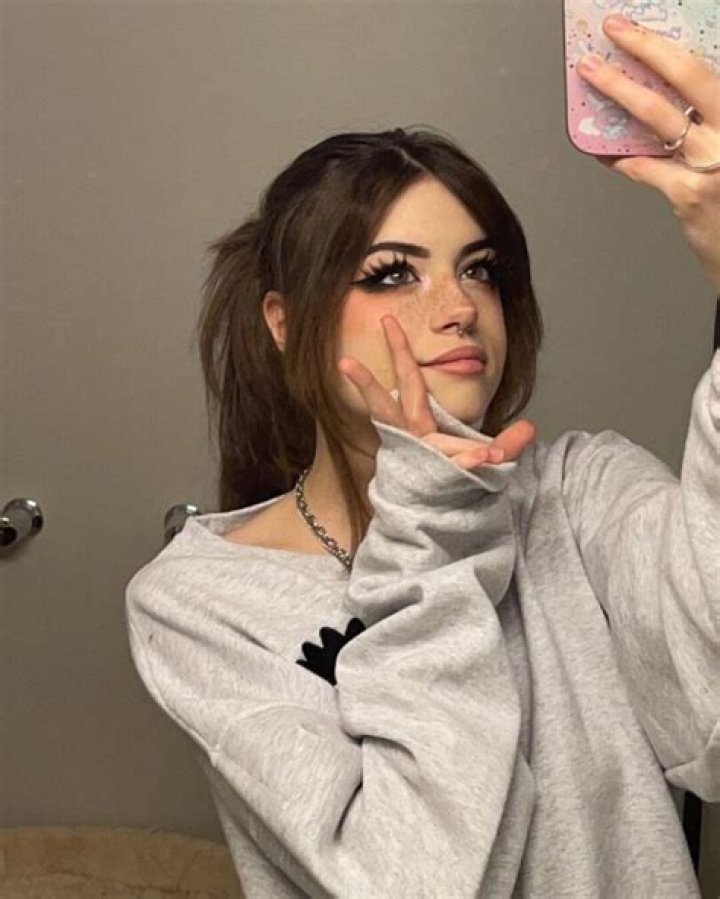 Hannahowo: The Rising Star Of Social Media And Beyond