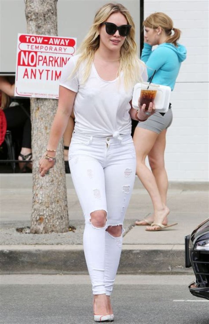 Exploring The Style Of Hilary Duff Through The Kibbe System