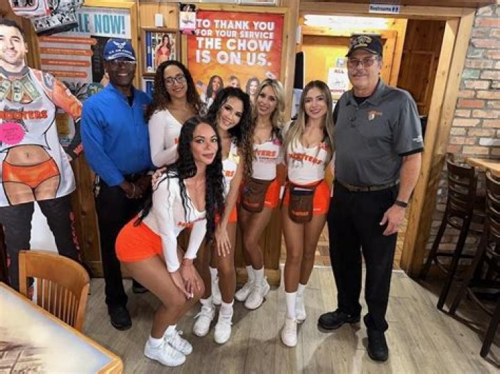 Tribute To Veterans: Exclusive Deals And Discounts At Hooters