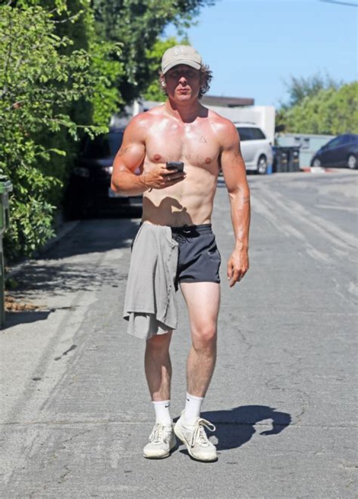 The Ultimate Guide To Jeremy White's Height: Everything You Need To Know