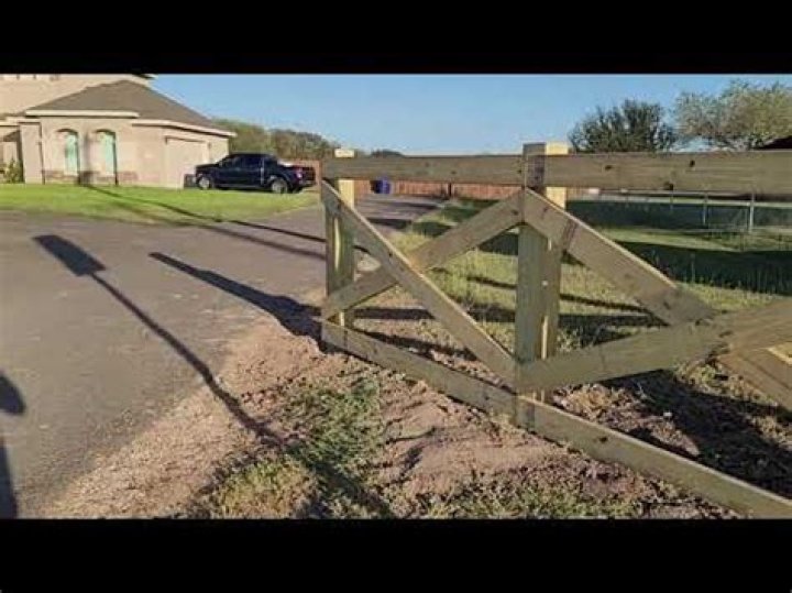 How To Build A Ranch Style Fence