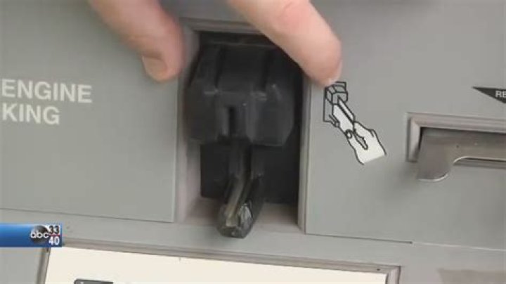 How to spot a gas pump skimmer