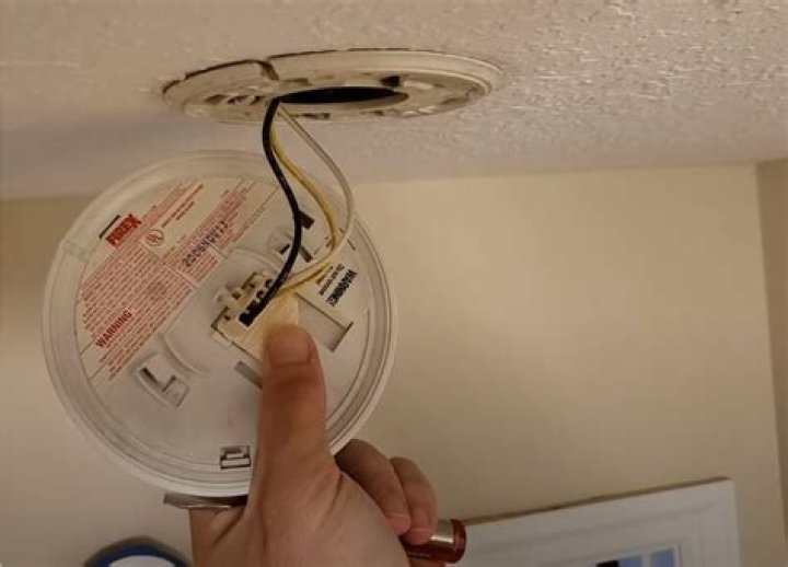 How To Turn Off Hard Wired Smoke Alarm