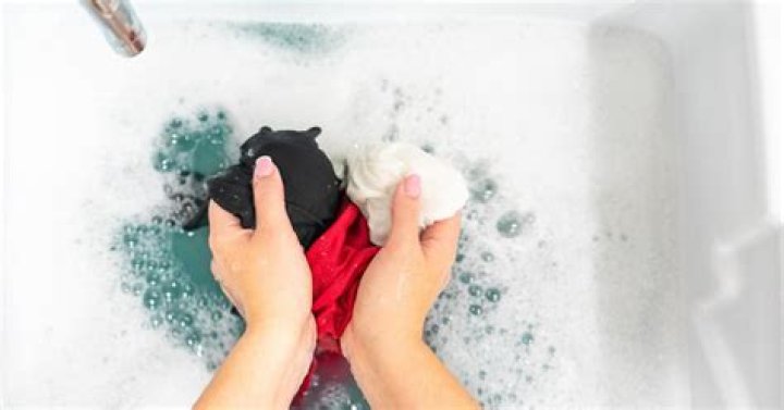 How To Wash Clothes In Bathtub
