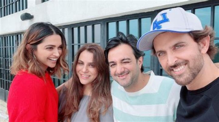 Hrithik Roshan is 'ready for takeoff' with Deepika Padukone for Siddharth Anand's 'Fighter'