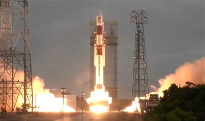 India launches seven satellites on PSLV rocket