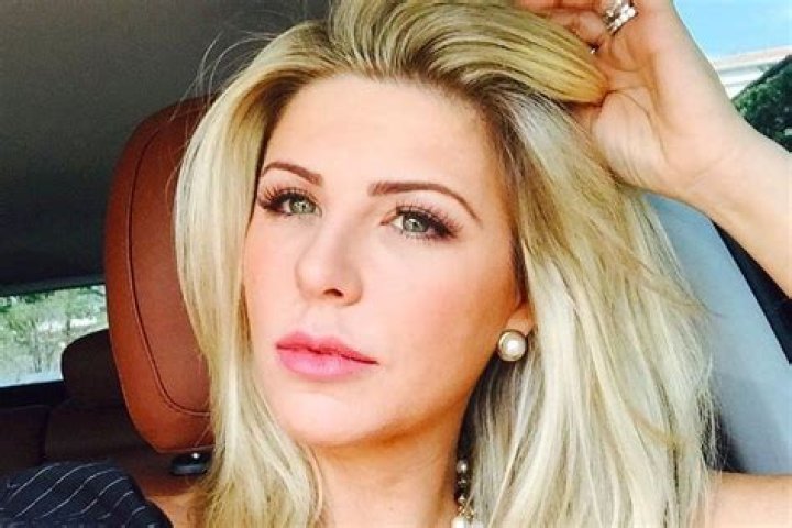 Unveiling The Life And Journey Of Iris Stefanelli