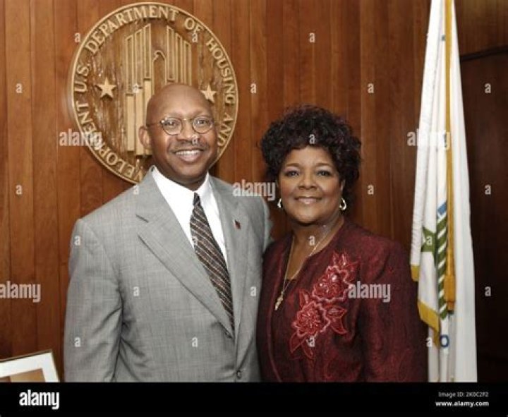 Is Legendary Commentator Armstrong Williams Hitched? Uncover The Truth