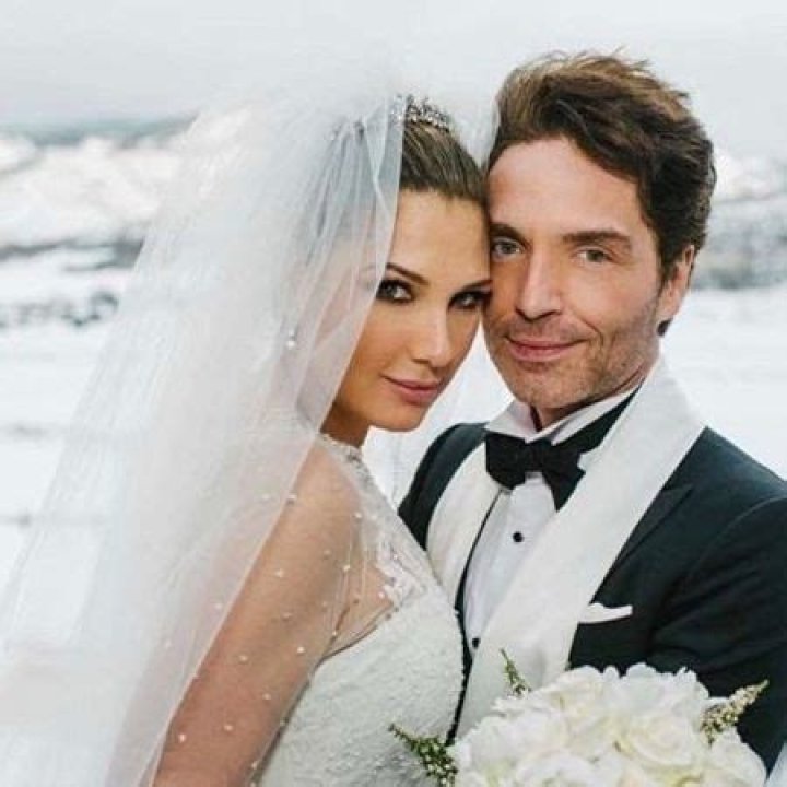 Has Cynthia Rhodes Found Love After Divorce?