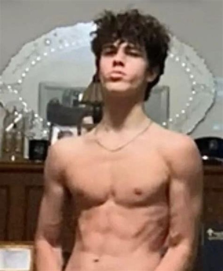 Unraveling The Mystery: Is Zackary Arthur Gay In Real Life?