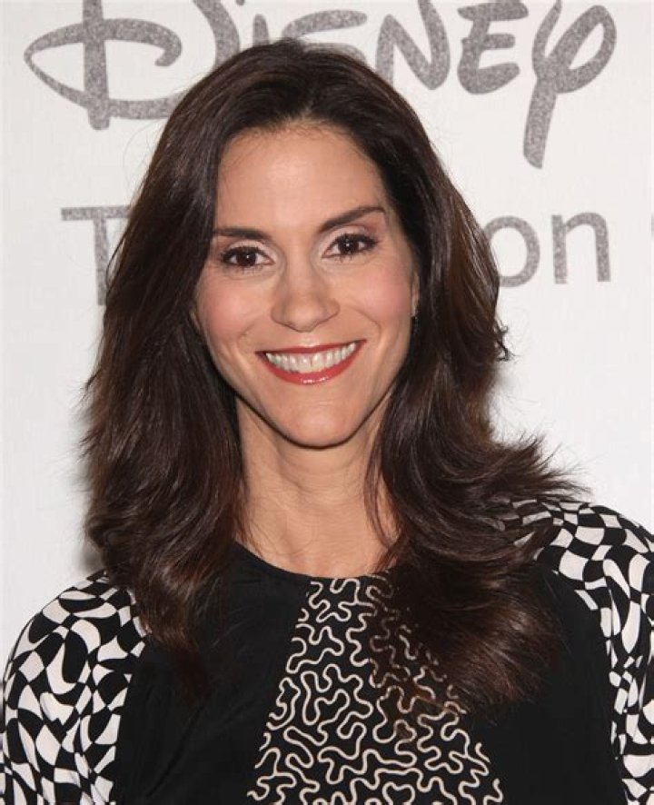 Jamie Gertz: The Versatile Star Of Hollywood