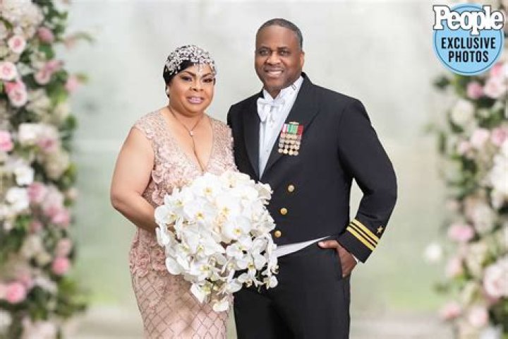 Unraveling The Mystery: Is Jawn Murray Married?