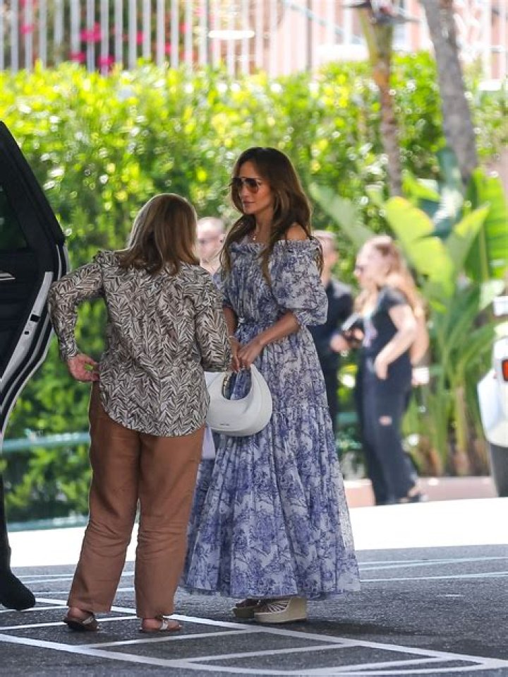 Celebrating Jennifer Lopez On Mother's Day: A Tribute To Love And Dedication