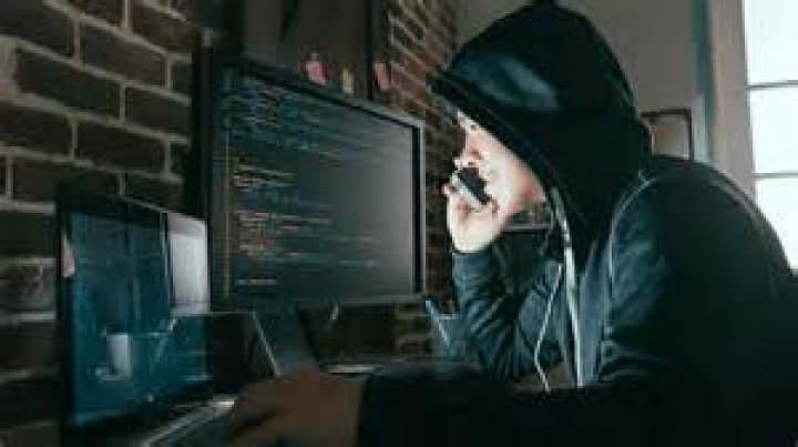 Job fakers are tricking people out of personal info