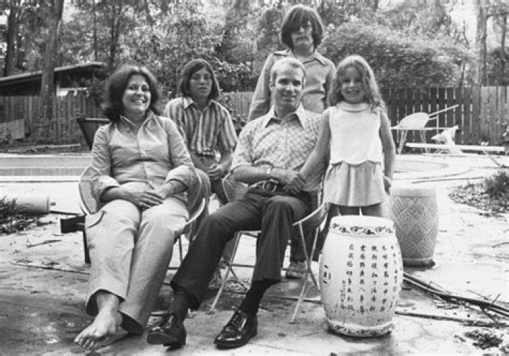 Unveiling The Life Of John McCain's First Wife: A Story Of Love And Resilience