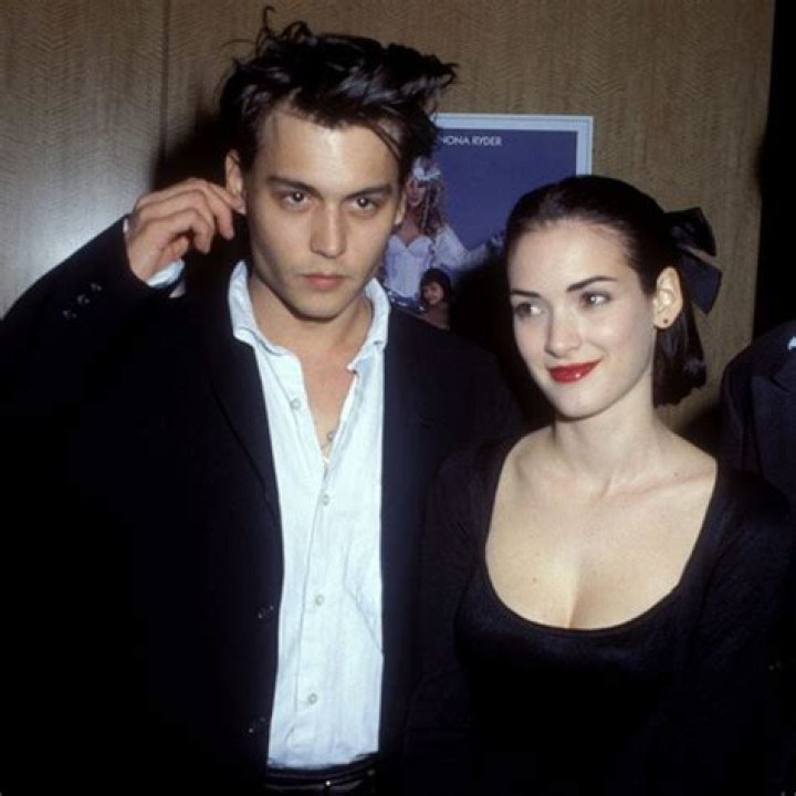 Exploring The Johnny Depp And Winona Ryder Age Difference: A Hollywood Love Story
