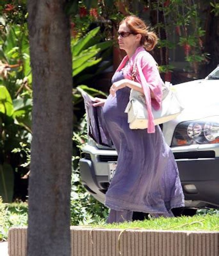Julia Roberts: The Joyful Journey Of Expecting Twins