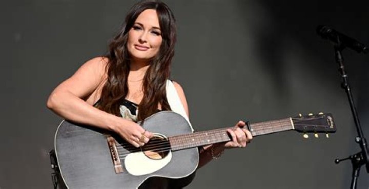 Kacey Musgraves: A Journey Through Iceland