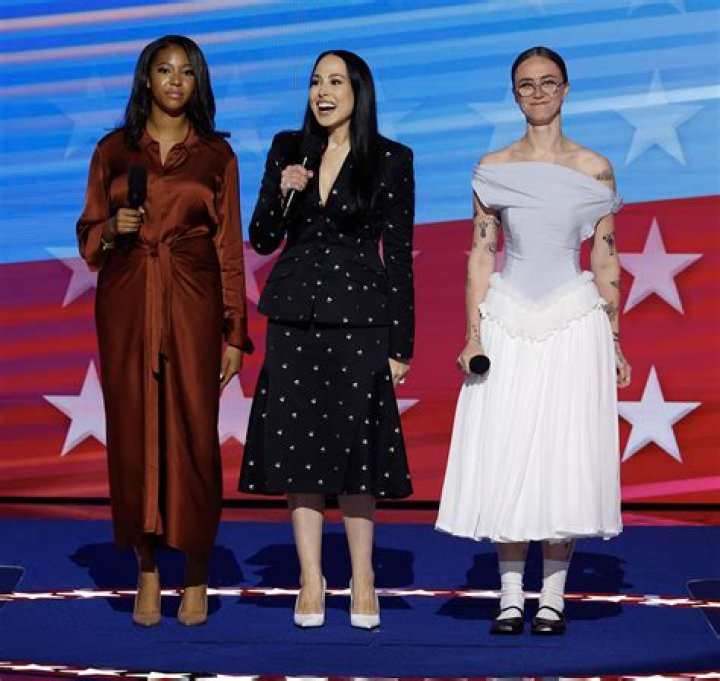 Kamala Harris’ stepdaughter Ella just signed a modeling contract – and we understand why