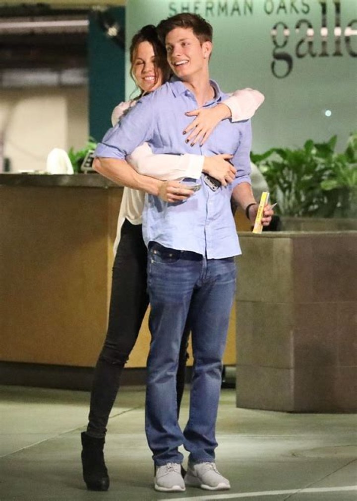Unveiling The Connection: Kate Beckinsale And Matt Rife