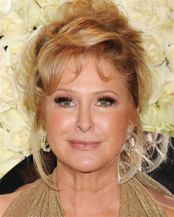 Kathy Hilton's Eye Color: A Deep Dive Into Her Stunning Features