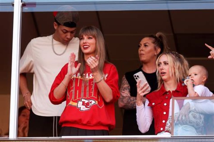 Exploring The Impact Of Kelce In Germany: A Cultural Phenomenon