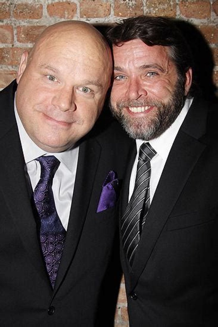 Who Is Kevin Chamberlin Married To?