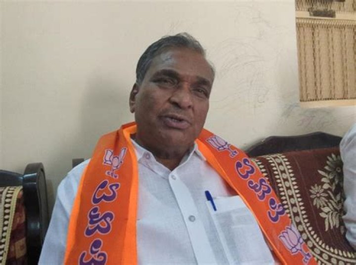 Paranna Ishwarappa Munavalli Profile, News, Photos & Political Career