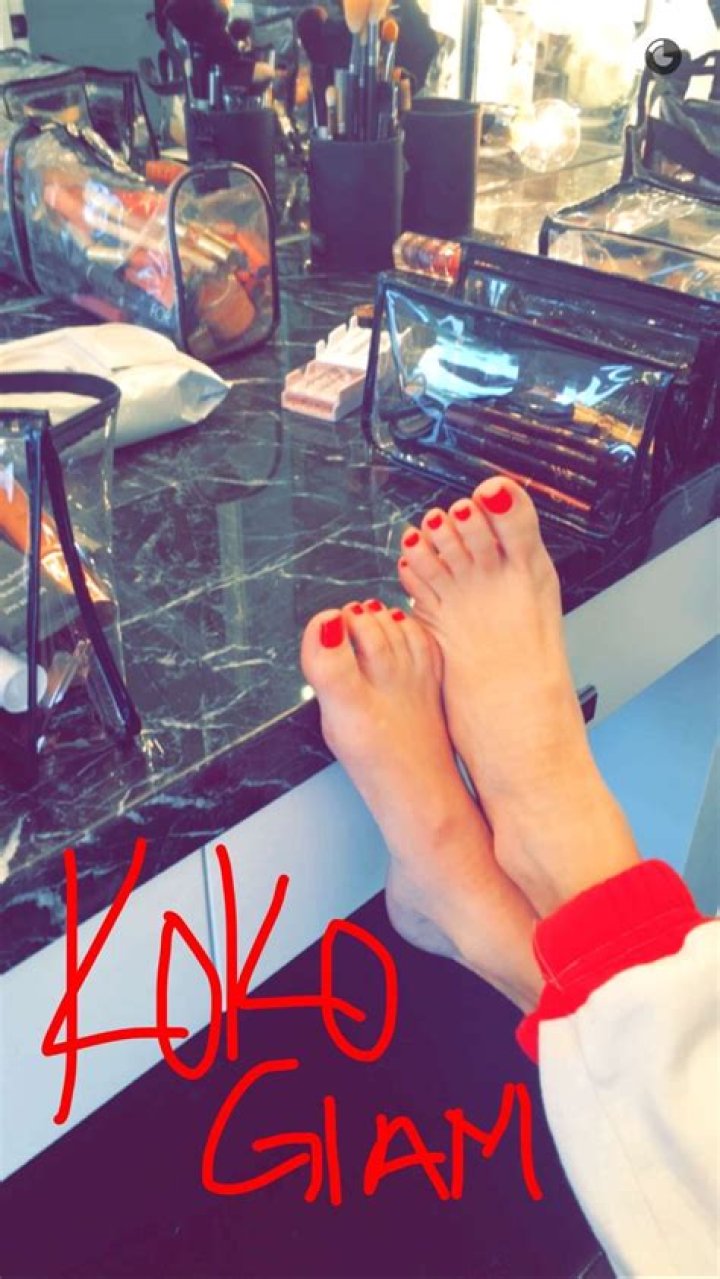 Khloe Kardashian's Feet: An In-Depth Look At The Reality Star's Unique Attributes
