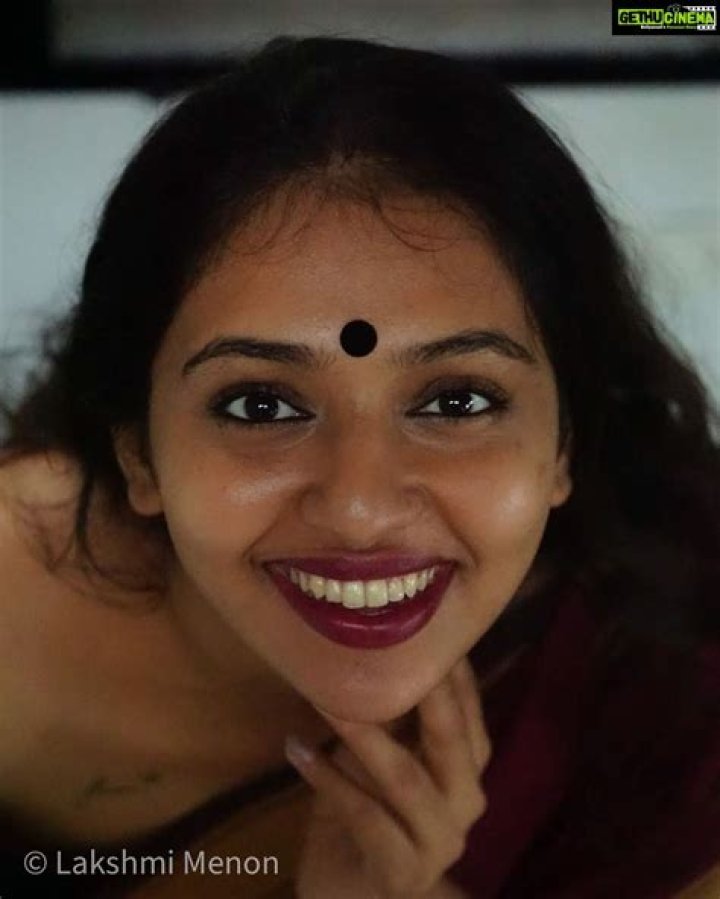 Lakshmi Menon Hot Latest News, Photos and Videos