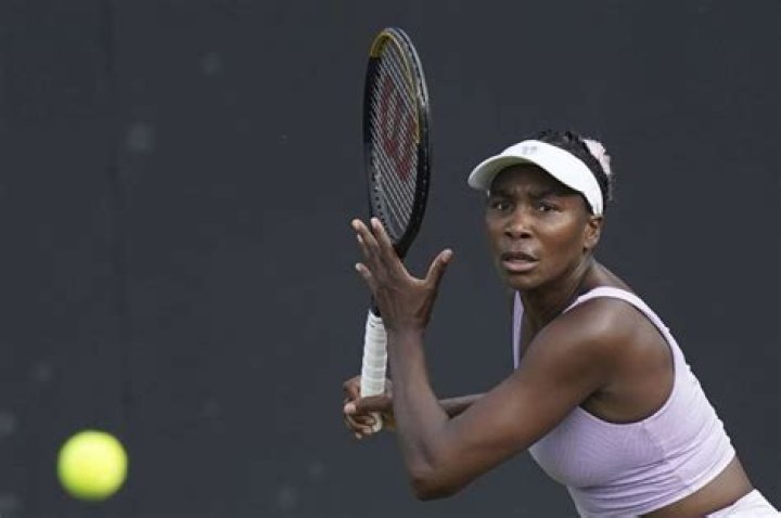 Legend Venus Williams stuns 48th ranked Camila Giorgi in thrilling clash – India TV
