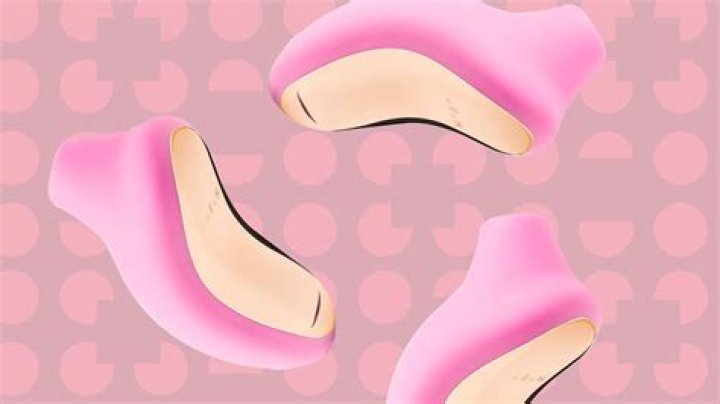 Lelo Sona Cruise Review: It's the Best Vibrator I’ve Ever Tried