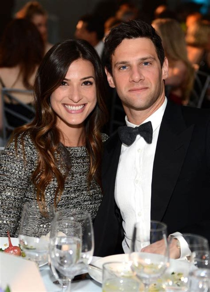 Lia Smith And Justin Bartha: A Modern Love Story