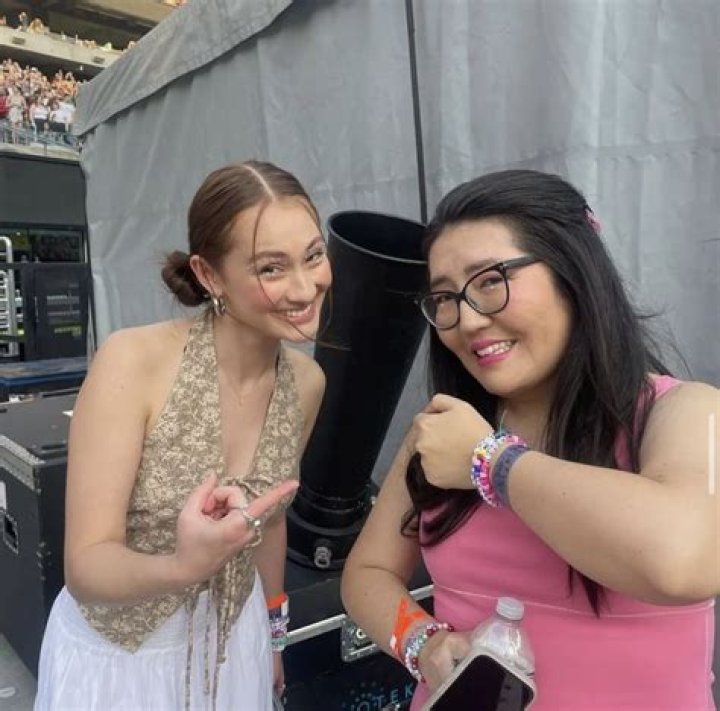 Lola Tung And Jenny Han Eras Tour: A Journey Through Storytelling And Connection